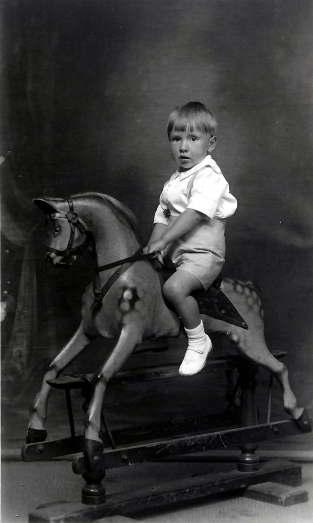 Burnett Pender on 'Horsey', ca. 1934