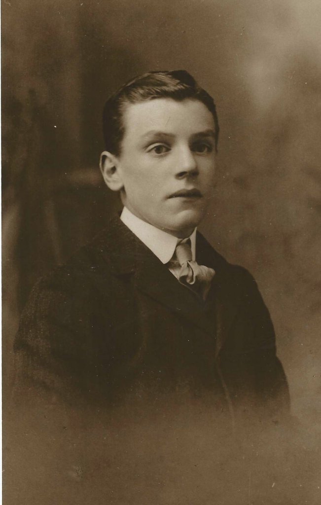 Frederick Smith Reynolds Stevenson, 1895-1940, ca1910