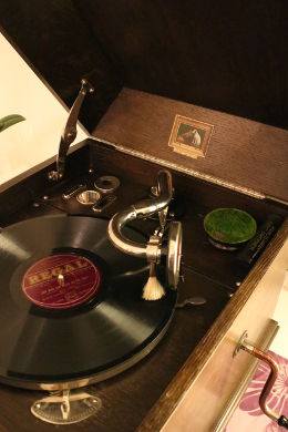HMV Gramophone, model 126, from 57 Glenpatrick Road